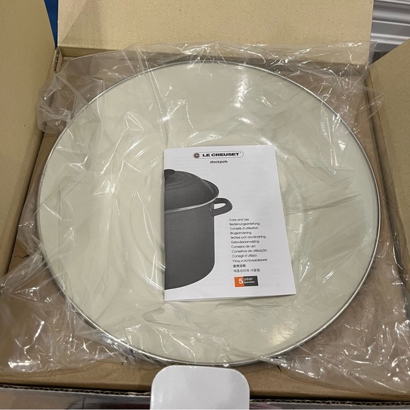 BNIB Le Creuset Enamel on Steel Stock Pot 26cm 11.4L Agave - Picture 7 of 14